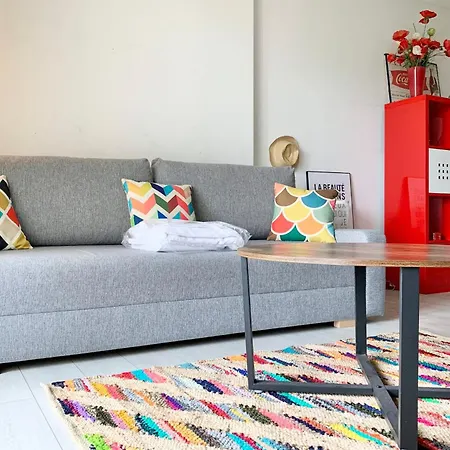 아파트 #d1 The Red One Sofa Bed Near Gem Train Station 그르노블